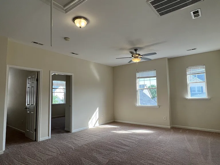 1429 Dairy Glen Dr — Photo 31