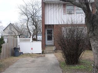 1022 N 20th St, Camden, NJ 08105