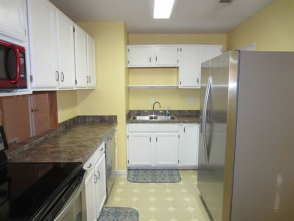5th image of 4513 Longfield Dr