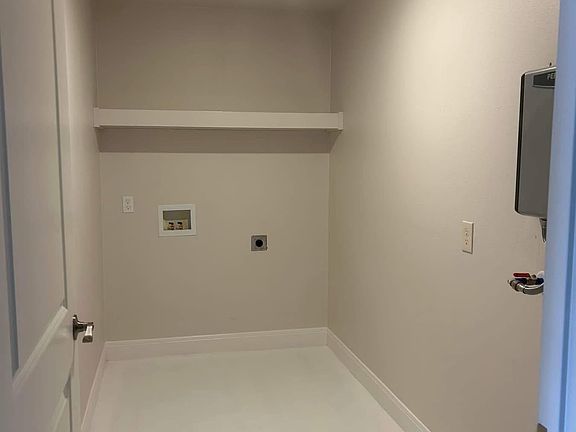 3rd image of 8160 Fm 2767 #1