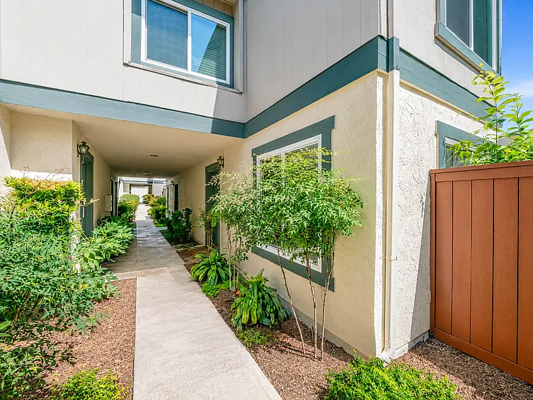 23640 Monument Canyon Dr #C — Photo 23