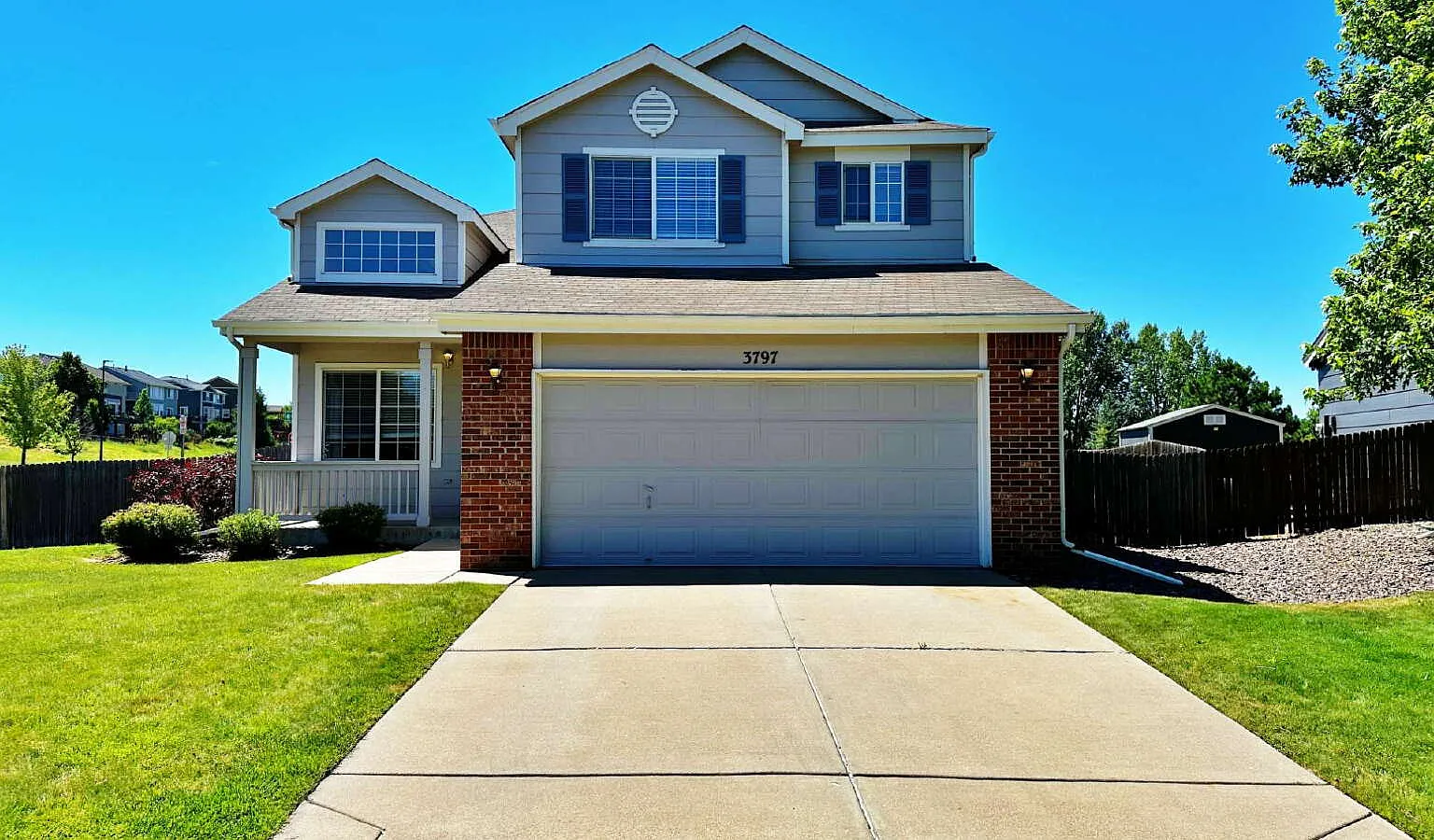 4 bed, 3.0 bath, 2072 sqft, $2,750 — Photo 2