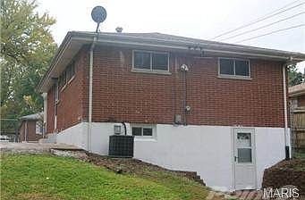 4th image of 8929 Bessemer Ave
