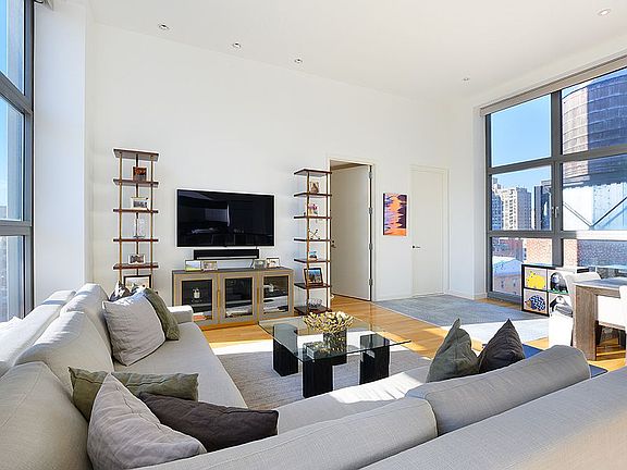 3rd image of 240 Park Ave S Unit 16B
