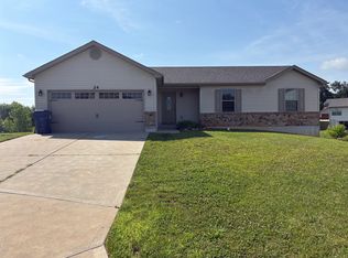 24 Tennis Ct, Foristell, MO 63348