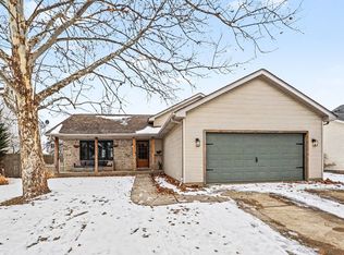 24946 Cashel Bay Rd, Manhattan, IL 60442