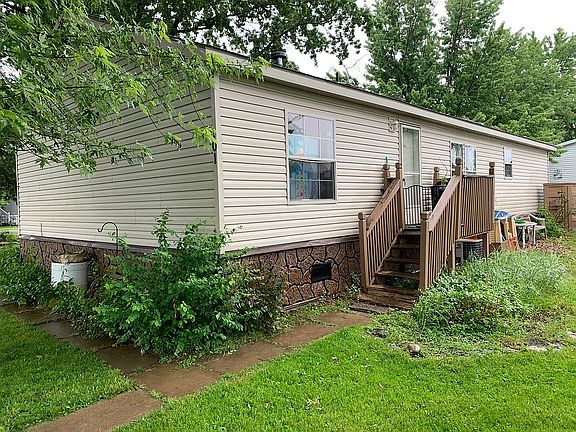 2nd image of 101 Treesdale Dr