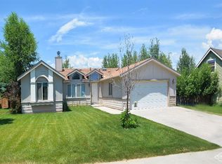 34 Crocket Ct, Gypsum, CO 81637