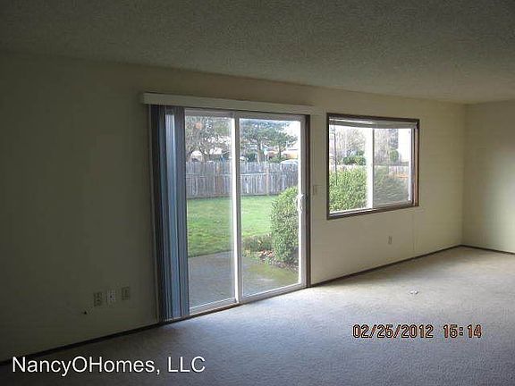 5th image of 1808 SE 145th Ct