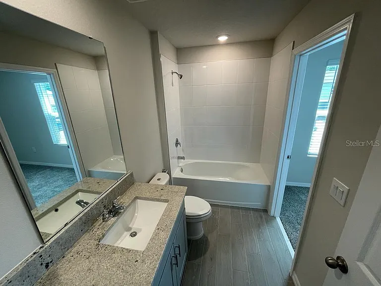 407 Legacy Loop — Photo 52