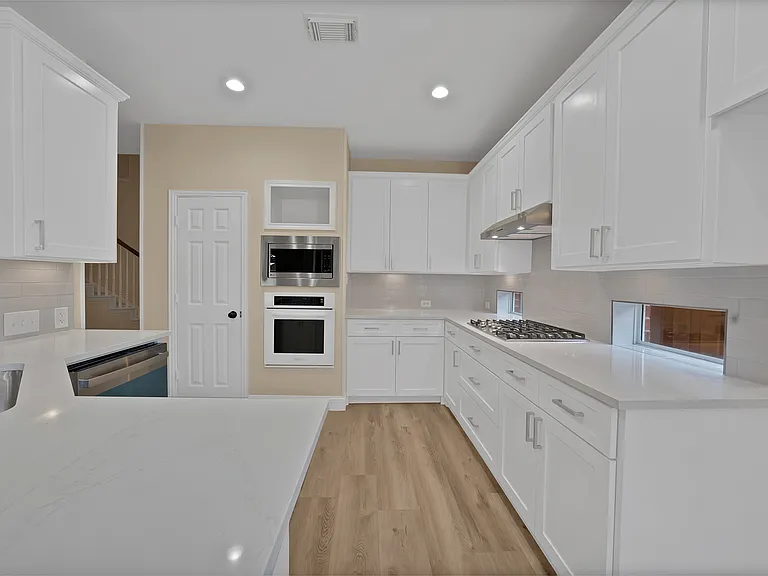 18638 Tall Oak Dr — Photo 8
