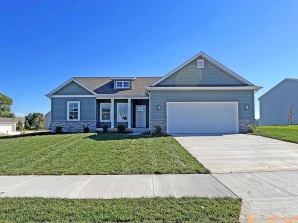 6822 Jacktown Dr, South Bend, IN 46614