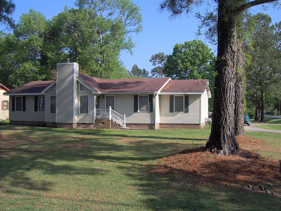 Spacious Home on Beautiful Lot