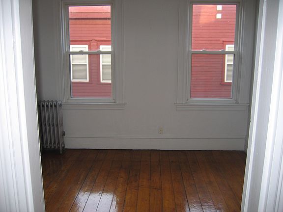 4th image of 30 Tucker Ave Floor 2