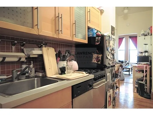 Rented by Aclawrence | media 12