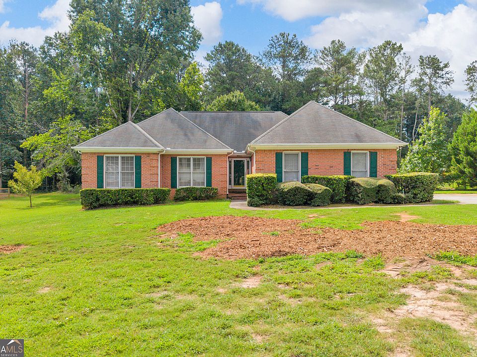 1st image of 4841 Thornwood Dr
