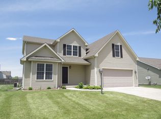721 Sedgegrass Dr, Champaign, IL 61822