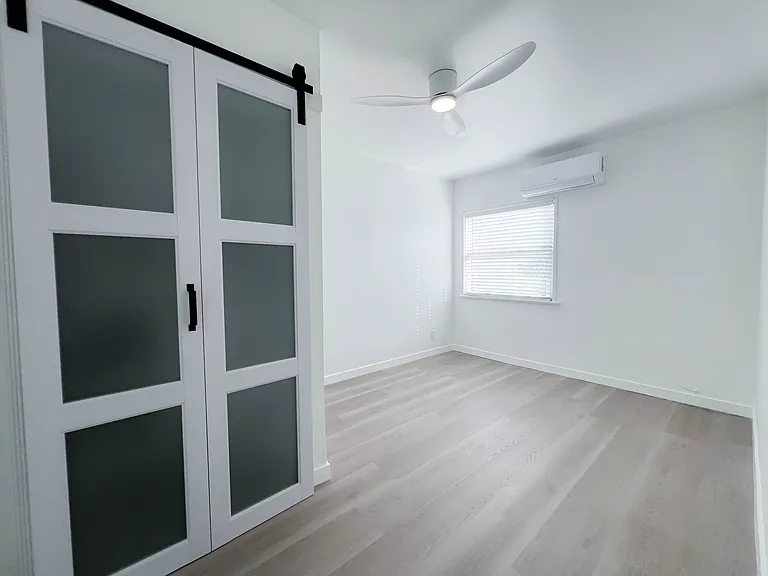 1506 1/2 Maple St #1506 — Photo 41