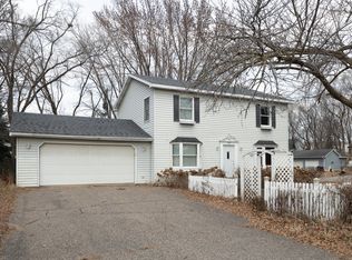 890 Laura St, Prescott, WI 54021