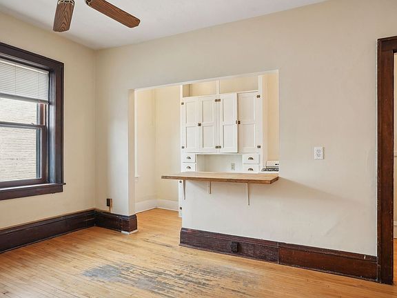 2nd image of 1426 W 31st St APT 6