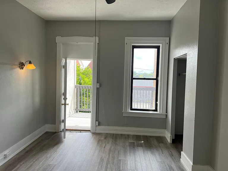 319 N Beatty St #4 — Photo 14
