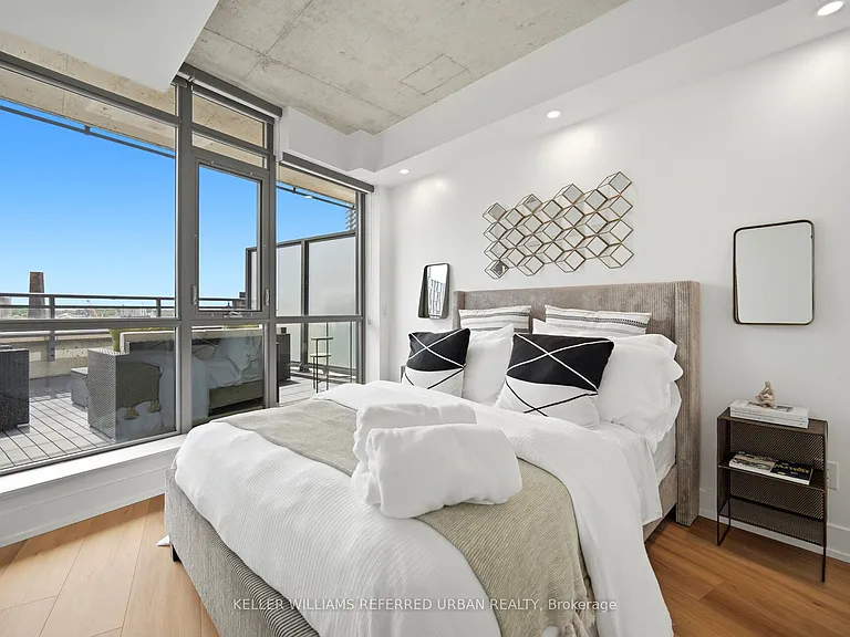 90 Trinity St #607 — Photo 12
