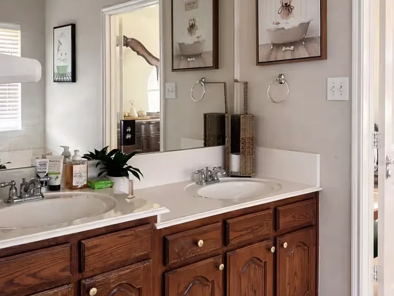3209 Silver Springs Way — Photo 3