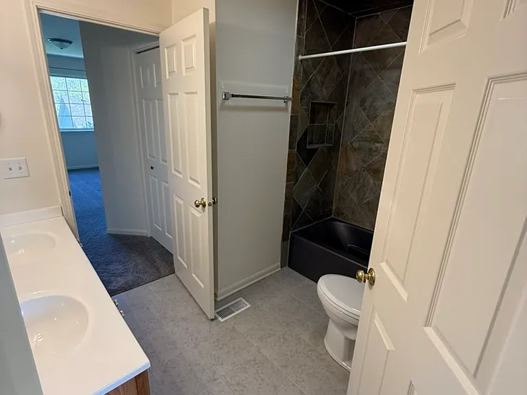 533 Mallard Ln #D — Photo 6