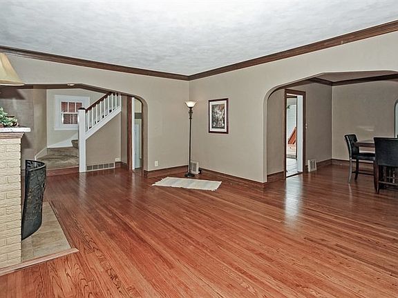 4th image of 1414 N Jackson St
