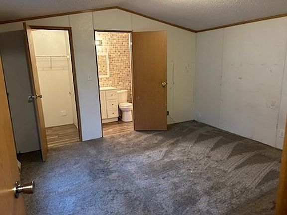 3rd image of 6 Patriot Cir