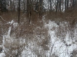 12840 Larkins Rd, Brighton, MI 48114