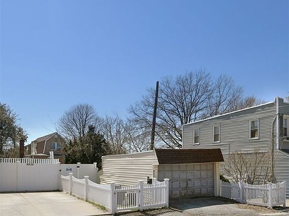 4th image of 8032 57th St