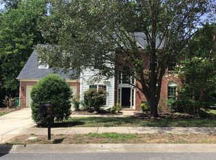 8041 Fairmeadows Dr, Charlotte, NC 28269