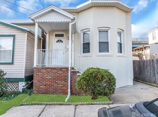 301 Meinzer St, Perth Amboy, NJ 08861