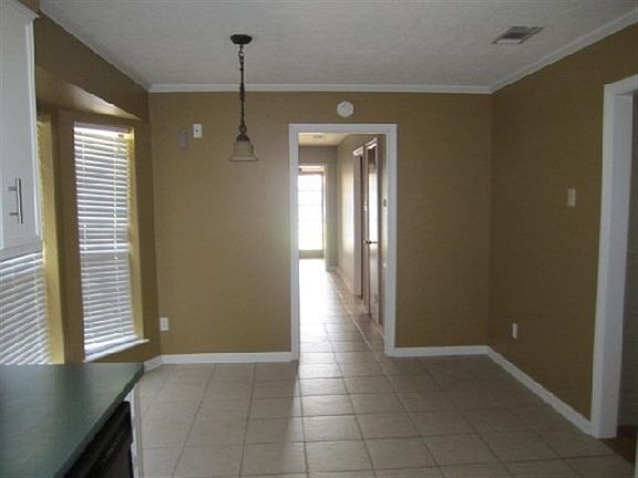4th image of 6960 Blarney St