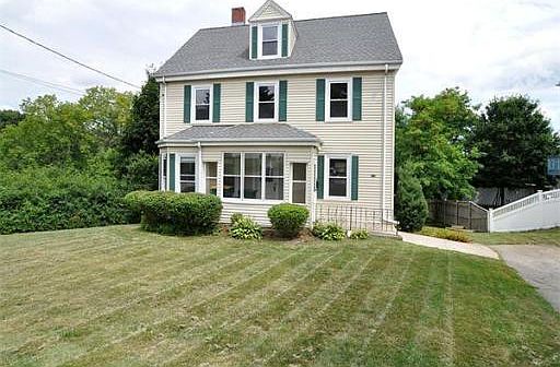 2nd image of 118 Neponset St