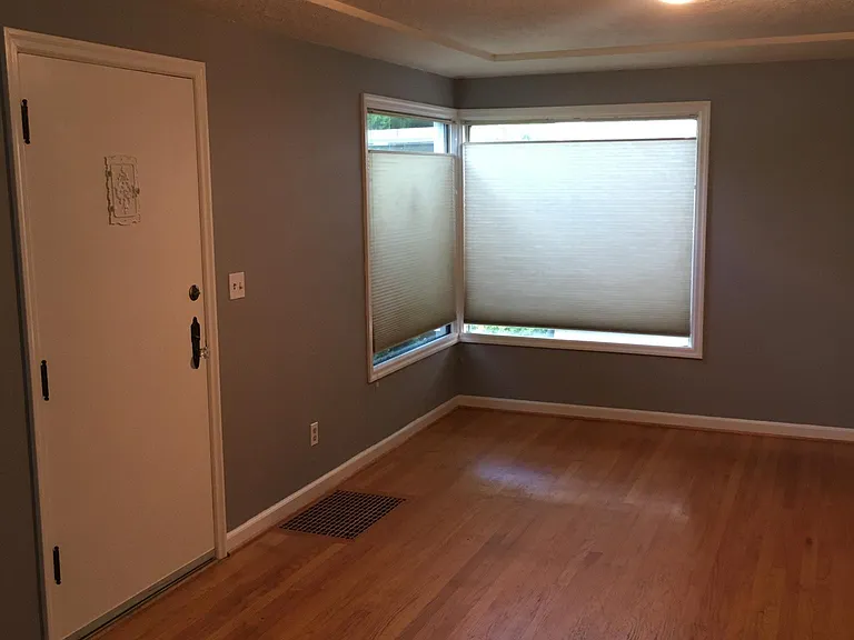 3203 SE 74th Ave — Photo 4