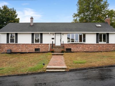 7 Melba Ln, Stoneham, MA, 02180