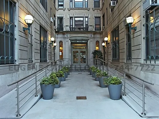 Rented by Citi Habitats | media 41