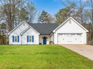 5820 Rolling Oaks Dr, Cumming, GA 30040