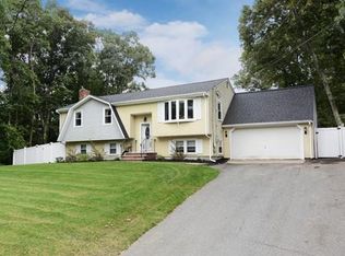40 Casa Dr, Mansfield, MA 02048