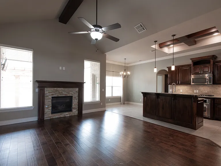 2124 Newbrook Dr — Photo 9