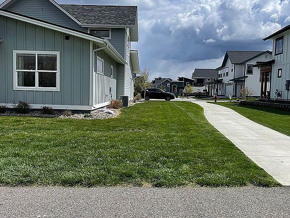 5th image of 409 Herstal Way