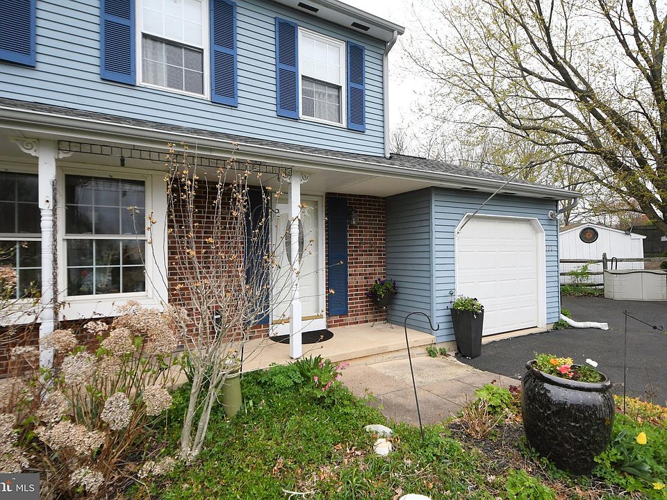 120 Stafford Cir, Lansdale, PA 19446 Zillow