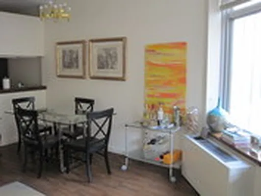 Rented by Luxus Manhattan Realty | media 24