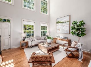 258 E Gay St #TOWNHOUSE 35, Columbus, OH 43215