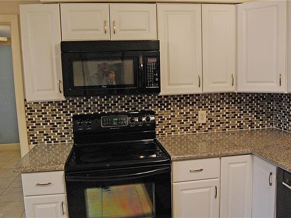3rd image of 2590 1st St APT 114