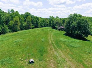 521 Fletcher Rd, Tullahoma, TN 37388