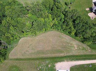 275 Summerfield Trl, Mankato, MN 56001
