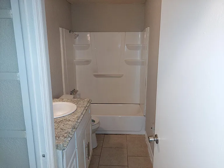 1708 E Waters Ave #A — Photo 3